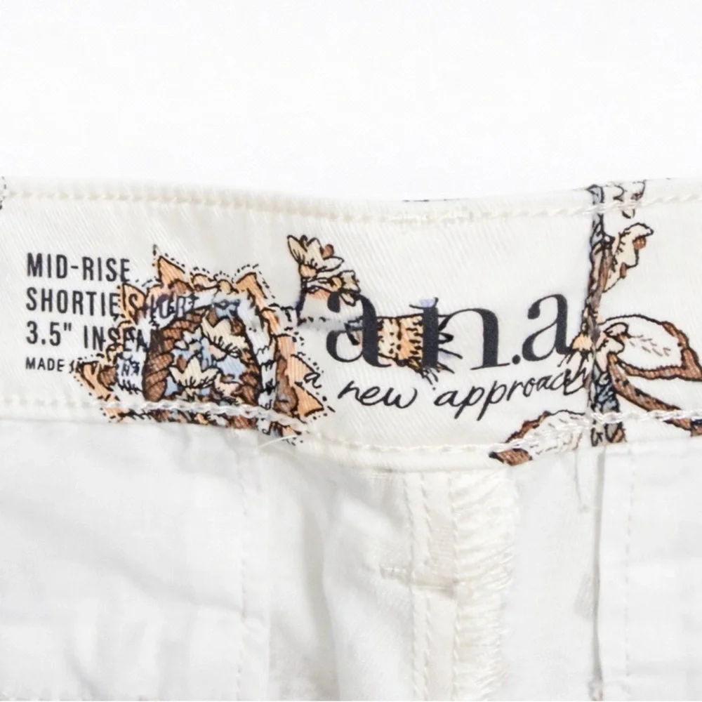 a.n.a Cream Floral Print Denim Shorts - Picture 3 of 4